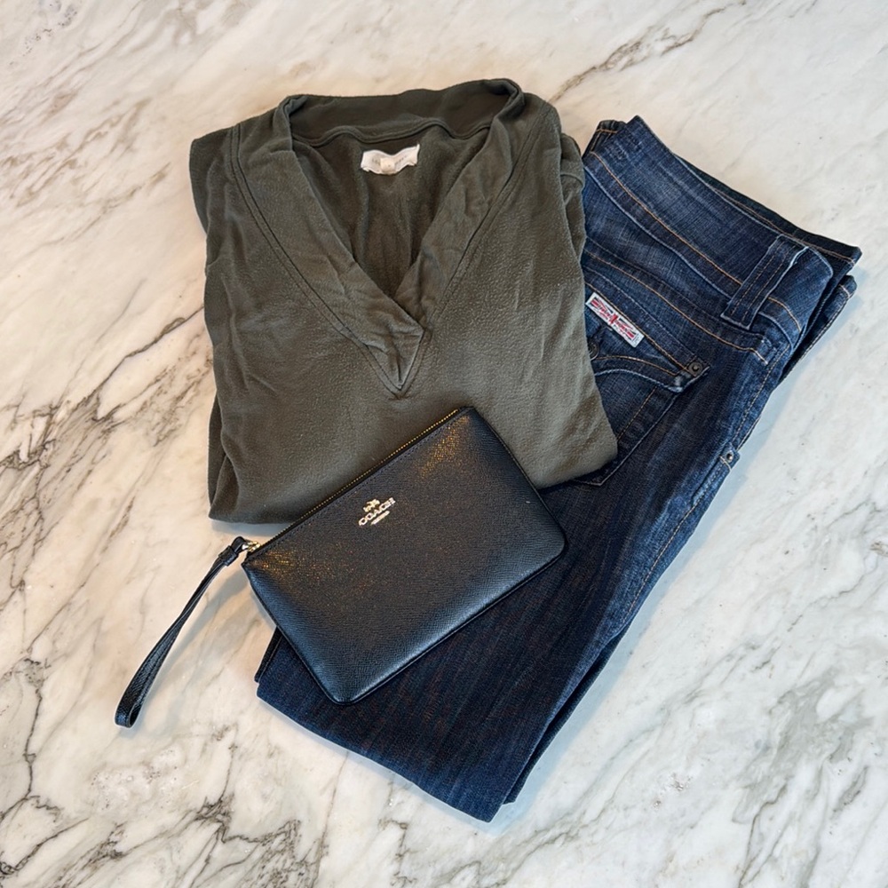 LOU & GREY OLIVE V NECK SWEATSHIRT W/POCKETS SIZE XS